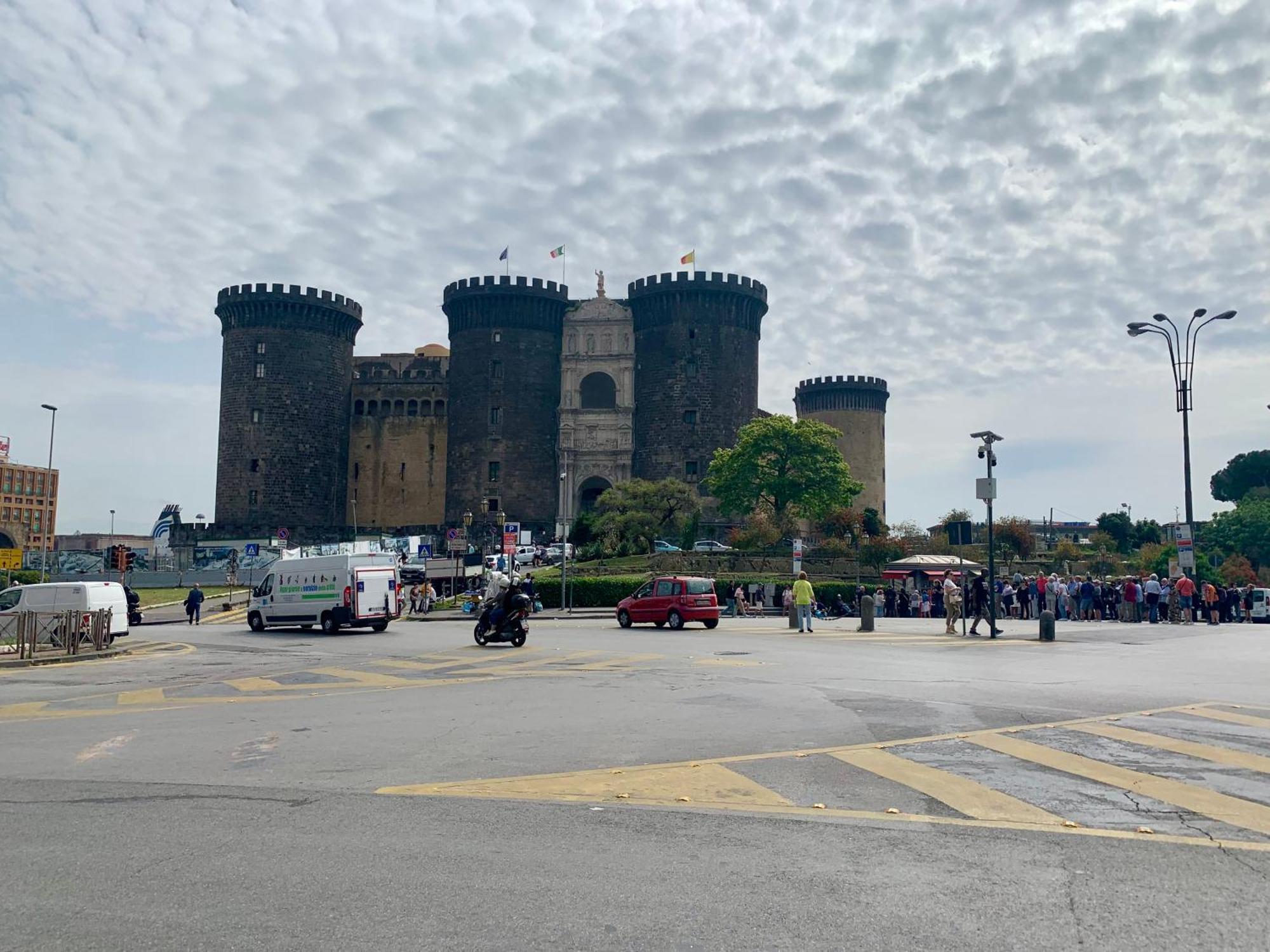 Spanish Quarters - Just Steps From Toledo Metro!! Naples