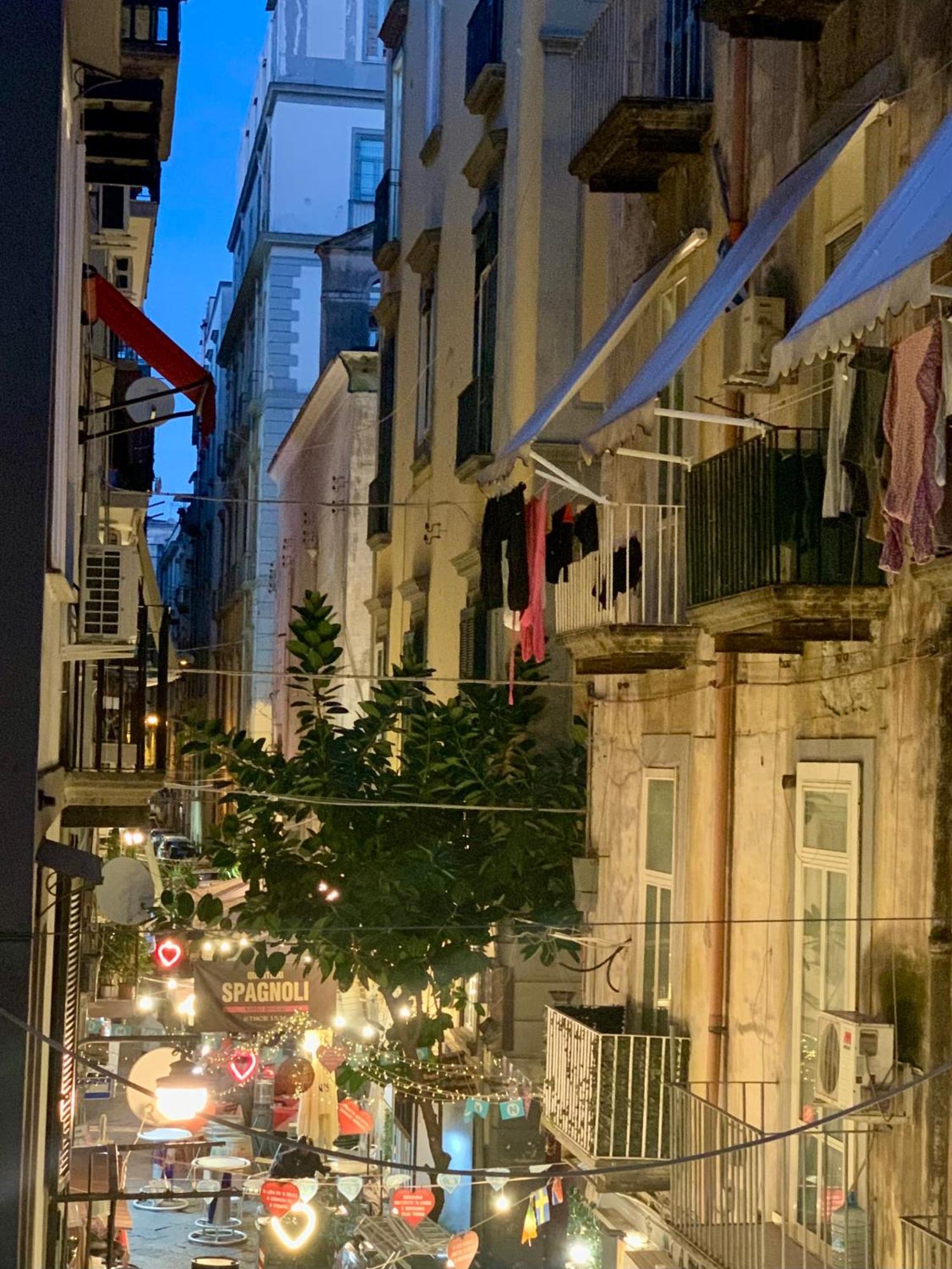 Apartment Spanish Quarters - Just Steps From Toledo Metro!!